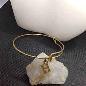 H gold tone customized bracelet initial‎